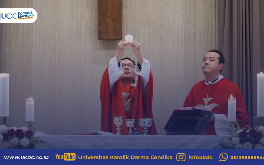 Semangat Paskah Mewarnai Kebersamaan di Universitas Katolik Darma Cendika