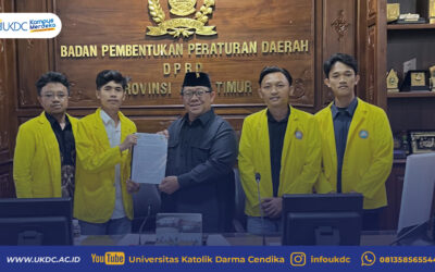 Dorong Kesetaraan : BEM UKDC Serahkan Kajian Perda Disabilitas ke DPRD Jawa Timur